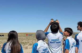Siirt'in Marifet Roket Takımı Türkiye Üçüncüsü Oldu