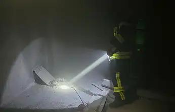 Siirt'in o ilçesinde apartmanda çıkan yangın paniğe neden oldu!