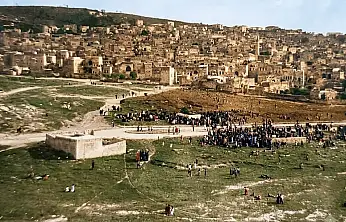 Siirt'in Unutulan Yumurta Bayramı'nın 1937 Yılına Ait Fotoğrafları Ortaya Çıktı