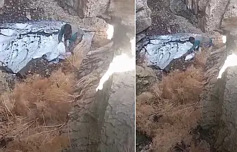 Siirt Kent Merkezi Sıcaklıktan Kavrulurken Siirtli Vatandaşlar Gürendoruk Köyünde Kar Topladı