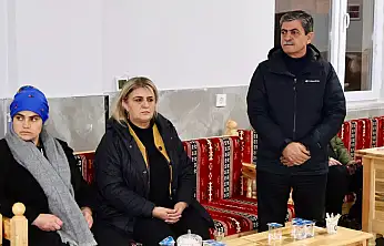 Siirt Kurtalan'da Eşbaşkanlar Tekel, Cumhuriyet ve Güney mahallelerinde vatandaşla buluştu