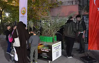 Siirt Orman İşletme Müdürlüğü'nden 'Yeşil Vatan' Seferberliği: Fidan Sahiplenme Noktası Kuruldu