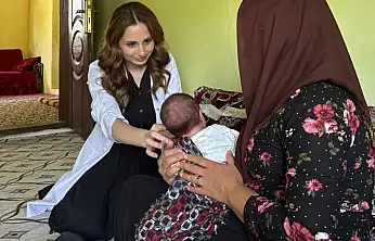Siirt Pervari'de Gebe ve Lohusalara Evde Sağlık Hizmeti Sürüyor