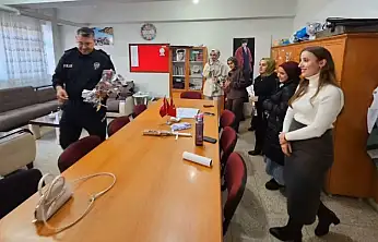 Siirt Pervari'de Polislerden Öğretmenler Günü Ziyareti