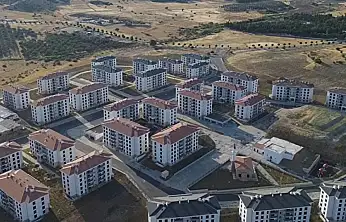 Siirt Şirvan'da 100 TOKİ konutu için çekilen kura ile hak sahipleri belirlendi