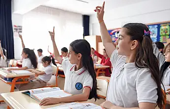 Siirt'te 86 Bin Öğrenci İçin Ara Tatil Sona Eriyor: Okullarda Ders Zili Yarın Yeniden Çalacak