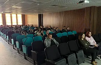 Siirt'te Aile Hekimlerine Yönelik Ruh Sağlığı Eğitimi Düzenlendi