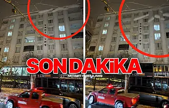 Siirt'te Büyük Bir Gürültüyle Çatıdan Düşen Kar Kütleleri İş Yerlerine Zarar Verdi