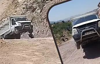 Siirt'te Demir Yüklü Kamyonet Havada Asılı Kaldı