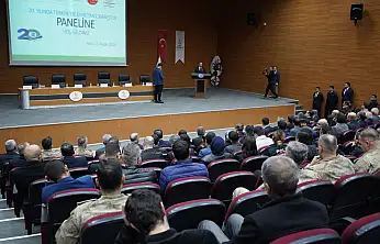 Siirt'te denetimli serbestliğin 20. yılı panelle ele alındı: ''Amaç cezalandırmak değil, topluma kazandırmak''