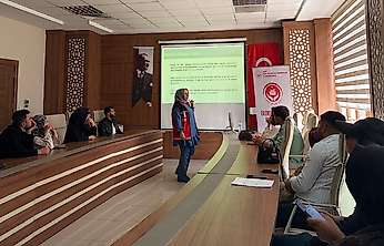 Siirt'te Evlenecek Çiftlere Evlilik Öncesi Eğitim Verildi