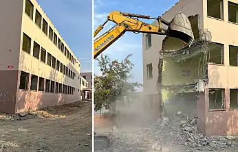 Siirt'te Fatih İlkokulu'nun Yıkımına Başlandı