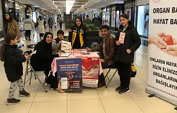 Siirt'te Hayat Kurtaran Stand: Organ Bağışına Yoğun İlgi!