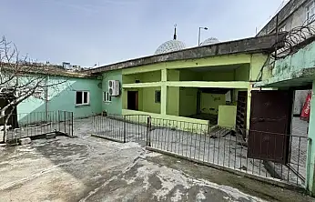 Siirt'te Kadın Şeyh El Huriye'nin adını taşıyan cami bu halde olmamalı