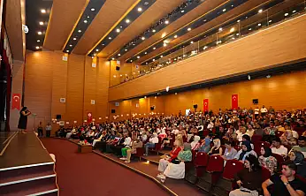 Siirt'te Koruyucu Aile Günü Konferansı Düzenlendi