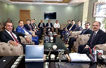 Siirt'te Kritik Zirve: 7 İlçenin Öncelikli İhtiyaçları Masaya Yatırıldı