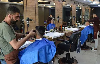 Siirt'te kuaförden örnek dayanışma: İhtiyaç sahiplerine ücretsiz tıraş