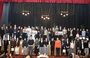 Siirt'te Liselilerden Şiir Yarışması Finali ve Türkü Dinletisi! İşte Yarışmayı Kazanan İsimler