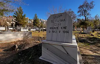 Siirt'te Mezarı Bulunan Kürt Müziğinin Efsanevi İsmi Unutuldu