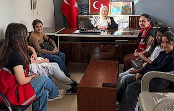 Siirt'te ODES Kapsamındaki Çocuklardan Muhtar Ziyareti