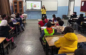 Siirt'te Öğrencilere Diyabet ve Hijyen Farkındalık Eğitimi