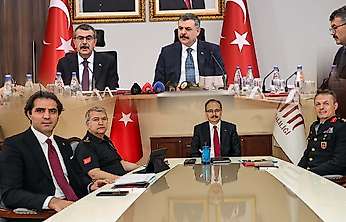 Siirt'te Okullar İçin Güvenlik Zirvesi: Yeni Eğitim Yılı Öncesi Tedbirler Değerlendirildi