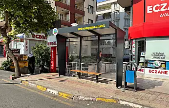 Siirt'te Otobüs Durakları Yenileniyor: Yeni Duraklar Belediye Atölyelerinde Üretiliyor