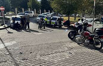 Siirt'te Otomobil ile Motosiklet Çarpıştı