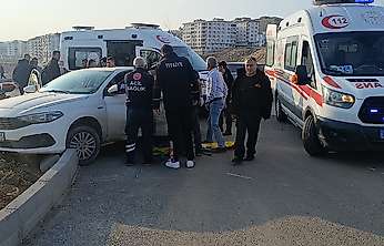 Siirt'te Otomobil ile Motosiklet Çarpıştı: 2 Yaralı