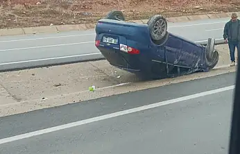 Siirt'te otomobil takla attı, 2 kişi yaralandı