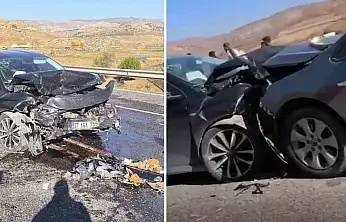Siirt'te otomobiller çarpıştı: 4 yaralı