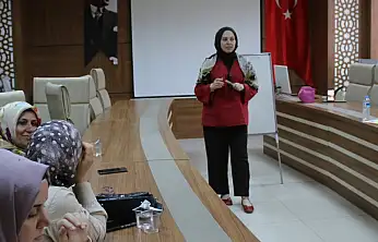 Siirt'te Özel Gereksinimli Çocuğu Bulunan Ailelere Grup Terapisi Desteği Verildi