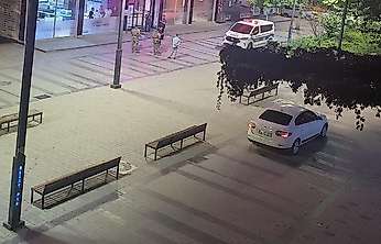 Siirt'te Güres Caddesinde 3 El Ateş Edildi