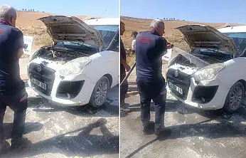 Siirt'te Seyir Halindeki Otomobil Alev Aldı
