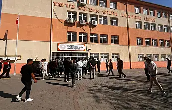 Siirt'te Ticari Araç Sürücüleri İçin Mesleki Yeterlilik Sınavı Yapıldı