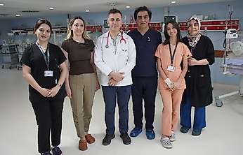 Siirt'te Üçüz Bebek Sevinci: İki Yıllık Bekleyiş Üç Kalple Mutluluğa Dönüştü