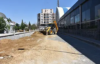 Siirt'te Ulaşımı Rahatlatacak Bağlantı Yolu Genişletiliyor