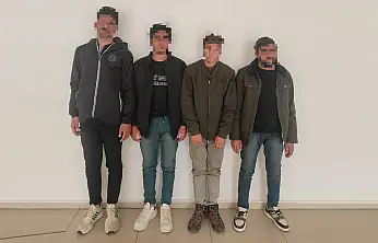 Siirt'te Uygulama Noktasında Sahte Pasaportlu 4 Afgan Göçmen Yakalandı