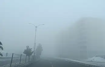 Siirt'te yoğun sis etkili oluyor: görüş mesafesi 20 metreye kadar düştü