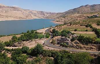 Siirt'te yollar yapılıyor, şimdi sıra turizm yatırımlarında