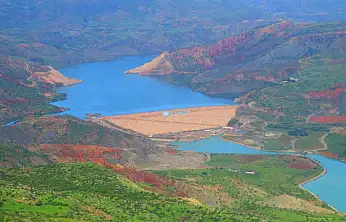 Siirt'teki barajlardan olası su tahliyelerine karşı vatandaşlar uyarıldı