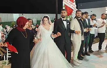 Siirt'ten Polonya'ya Uzanan Aşkın Mutlu Sonu: İzabella ile Umutcan Evlendi