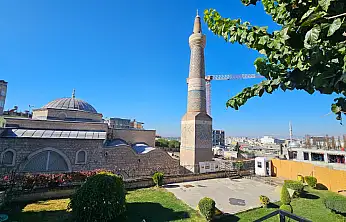 Siirt Ulu Cami'nin Kapalı Kalmasına Tepki: 'Hiç Olmazsa Cuma Günleri Açılsın'