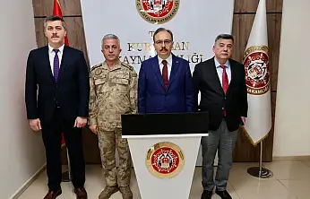 Siirt Valisi Dr. Kemal Kızılkaya Kurtalan Kaymakamlığı'nı ziyaret etti