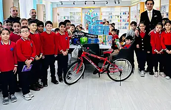 Siirt Yağmurtepe İlkokulu'nda Kitap Okuma Heyecanı: Öğrenciler Hediyeler İçin Yarışacak