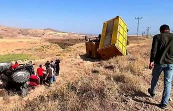 Siirtli Abi-Kardeş Ahlat'ta Traktör Kazasında Ağır Yaralandı