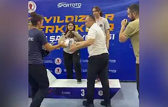 Siirtli Boksör Ela Nur Gül Türkiye Üçüncüsü Oldu