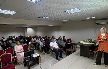Siirtli Çiftçilere Bitki Koruma ve B-Reçete Eğitimi Verildi