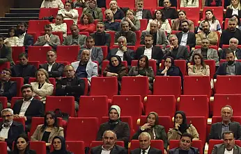 Siirtli Eş Başkanlar, Diyarbakır'daki Demokratik Yerel Yönetimler Toplantısına Katıldı