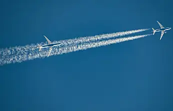Siirtli Fotoğrafçıdan Göz Kamaştıran Kareler: Uçakları Yakın Çekimle Görüntüledi